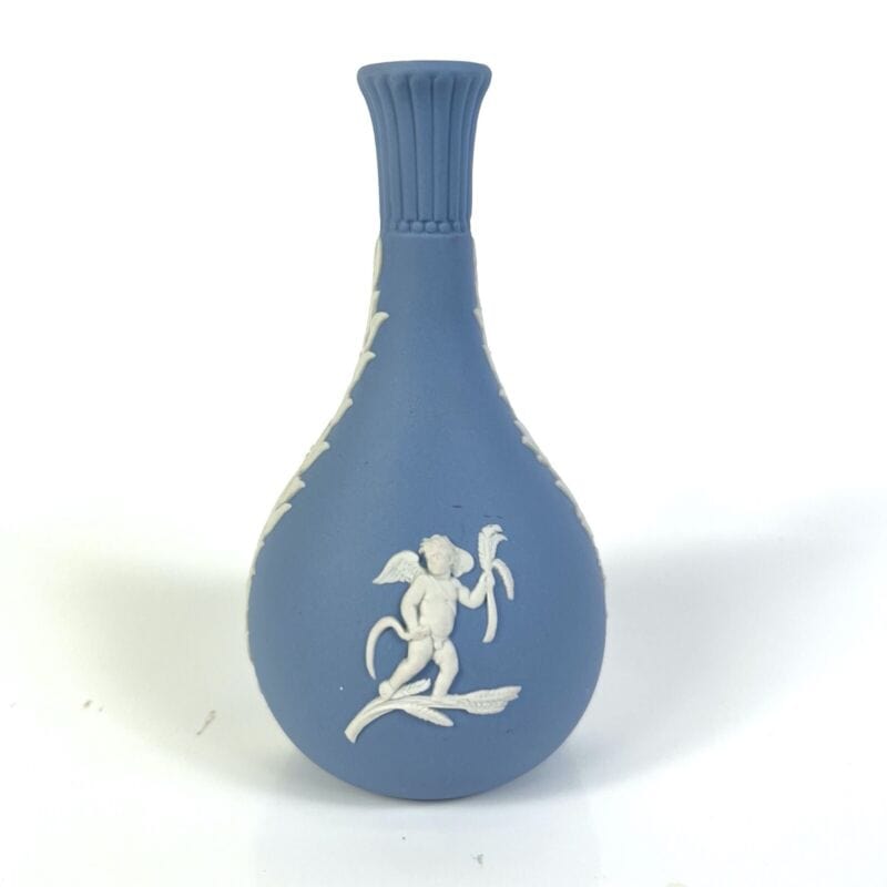 Vasetto in porcellana Wedgwood Celeste Vaso Vintage inglese cherubini angeli 900 Ceramiche e Porcellane