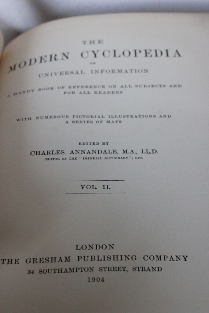 VECCHIA ENCICLOPEDIA THE MODERN CYCLOPEDIA VOLUME II / LIBRO INGLESE 1904 Libri