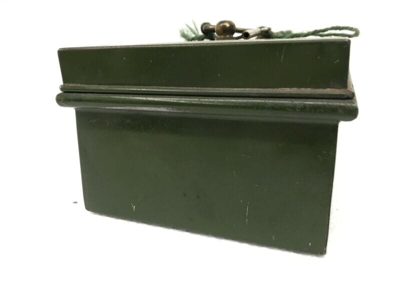 VECCHIA SCATOLA PORTAMONETE IN METALLO - VINTAGE TIN CASH BOX Other