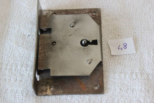 VECCHIA SERRATURA PER  MOBILE /  FERRAMENTA D'EPOCA PER RESTAURO Restauro