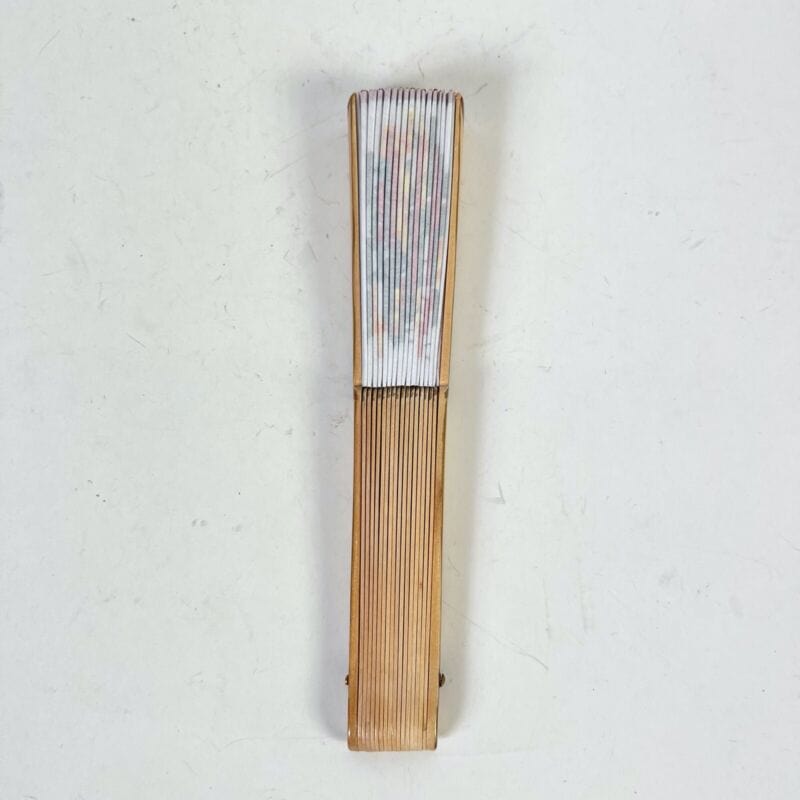 Ventaglio vintage per signora in legno naturale e tessuto dipinto a mano fiori Ventagli