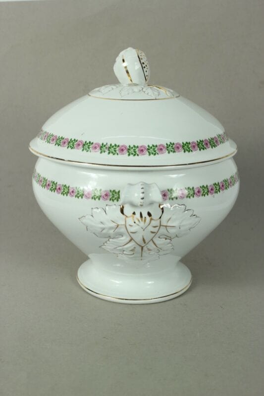Zuppiera antica in ceramica bianca vecchia legumiera d'epoca Sci Laveno Verbanum Ceramiche e Porcellane