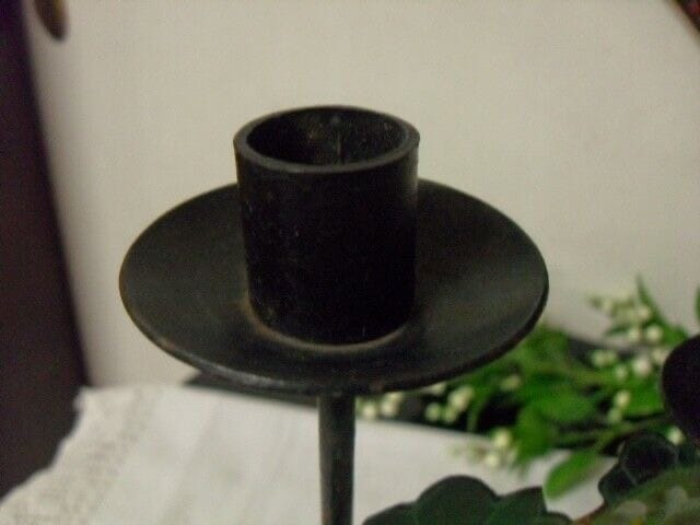 CANDELABRO D'EPOCA IN FERRO  PORTACANDELA  VINTAGE CANDELIERE SHABBY CHIC Categoria  Vintage