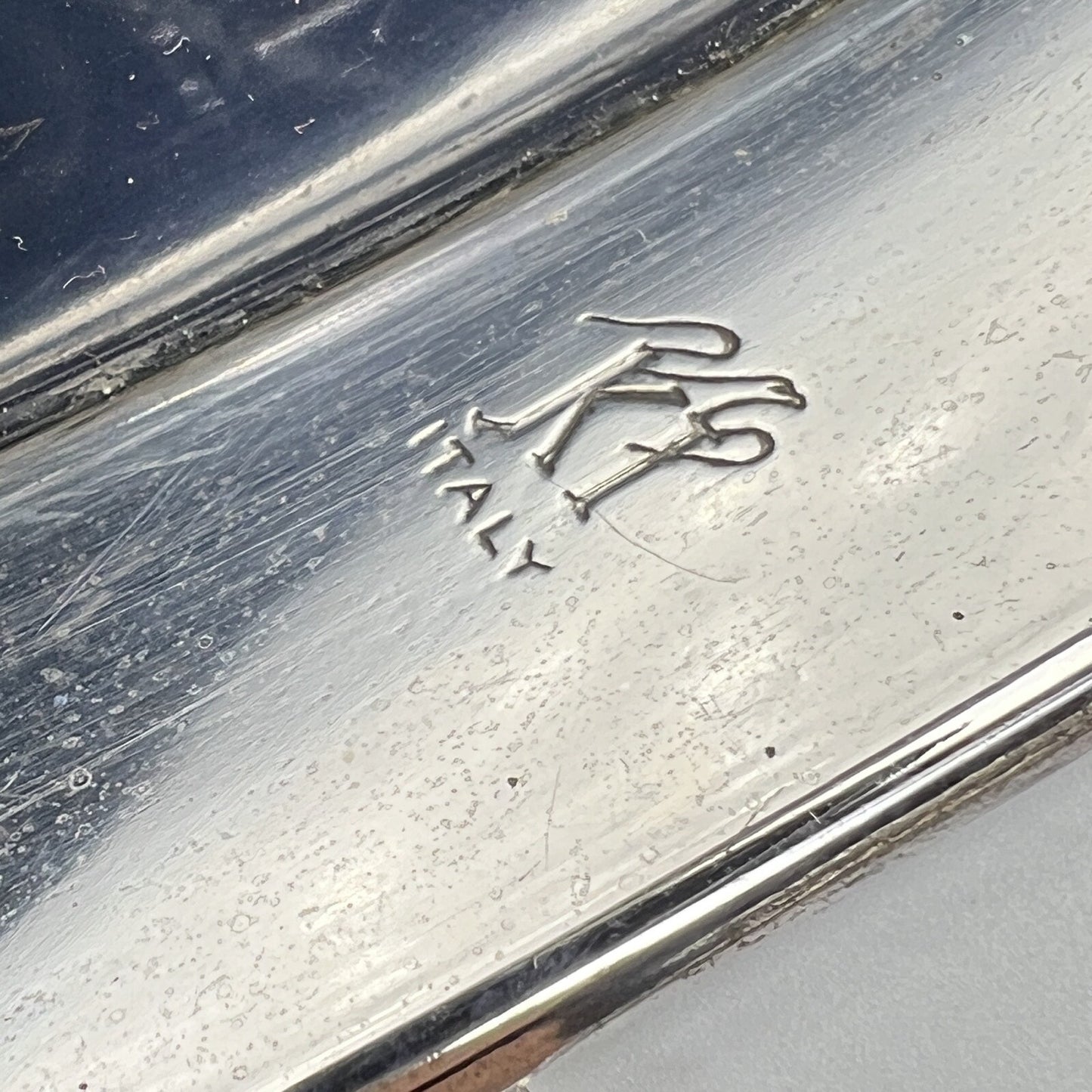 47670300