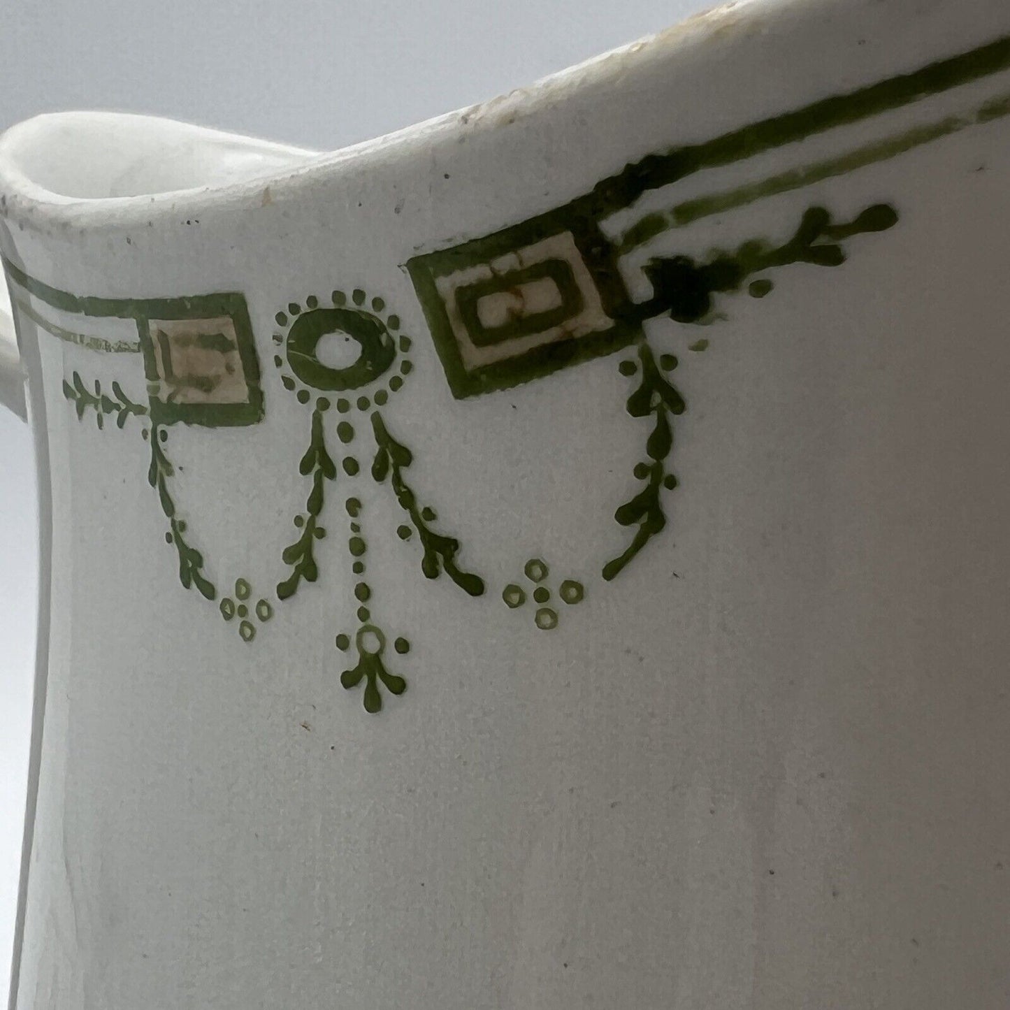 Antica Caraffa in ceramica bianca verde Inglese brocca epoca 900 vaso versatoio
