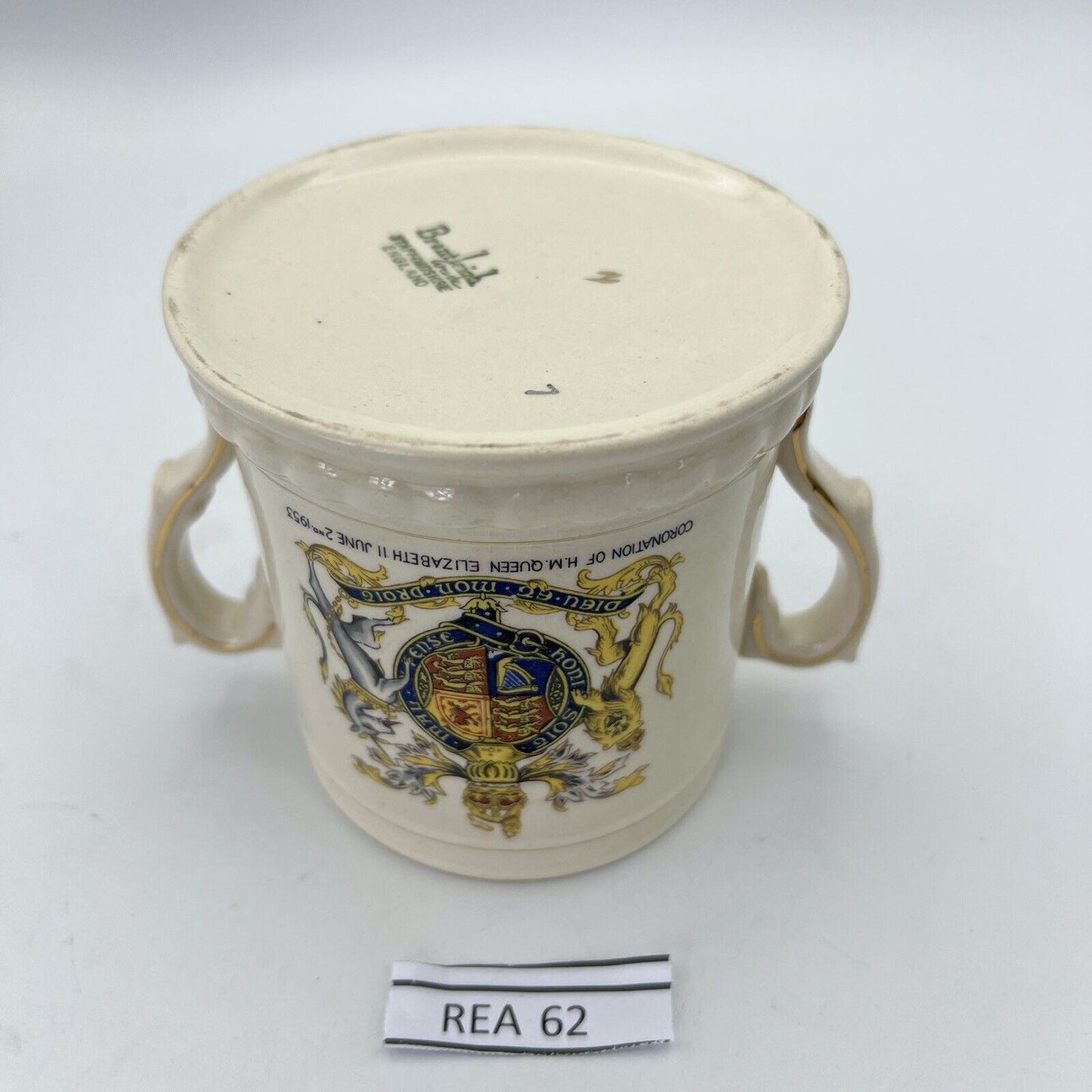 Antica Tazza Mug portapenne Inglese Regina Elisabetta Casa Reale commemorativa