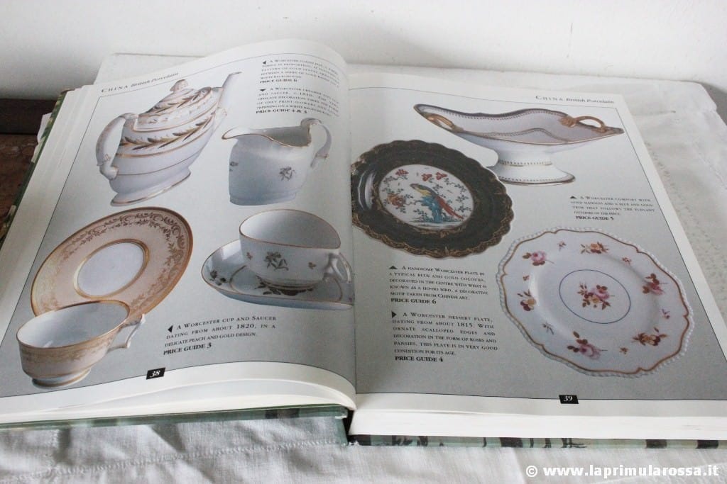 A COLLECTOR'S GUIDE TO AFFORDABLE ANTIQUES 1992 WHSMITH BOOK LIBRO VINTAGE Categoria  Libri
