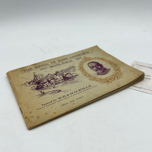 Album con 50  Figurine antico Inglese Re Giorgio V Casa Reale commemorativo 1935 Categoria  Collezionismo:Collezionismo cartaceo:Giornali e riviste d'epoca:1900-39