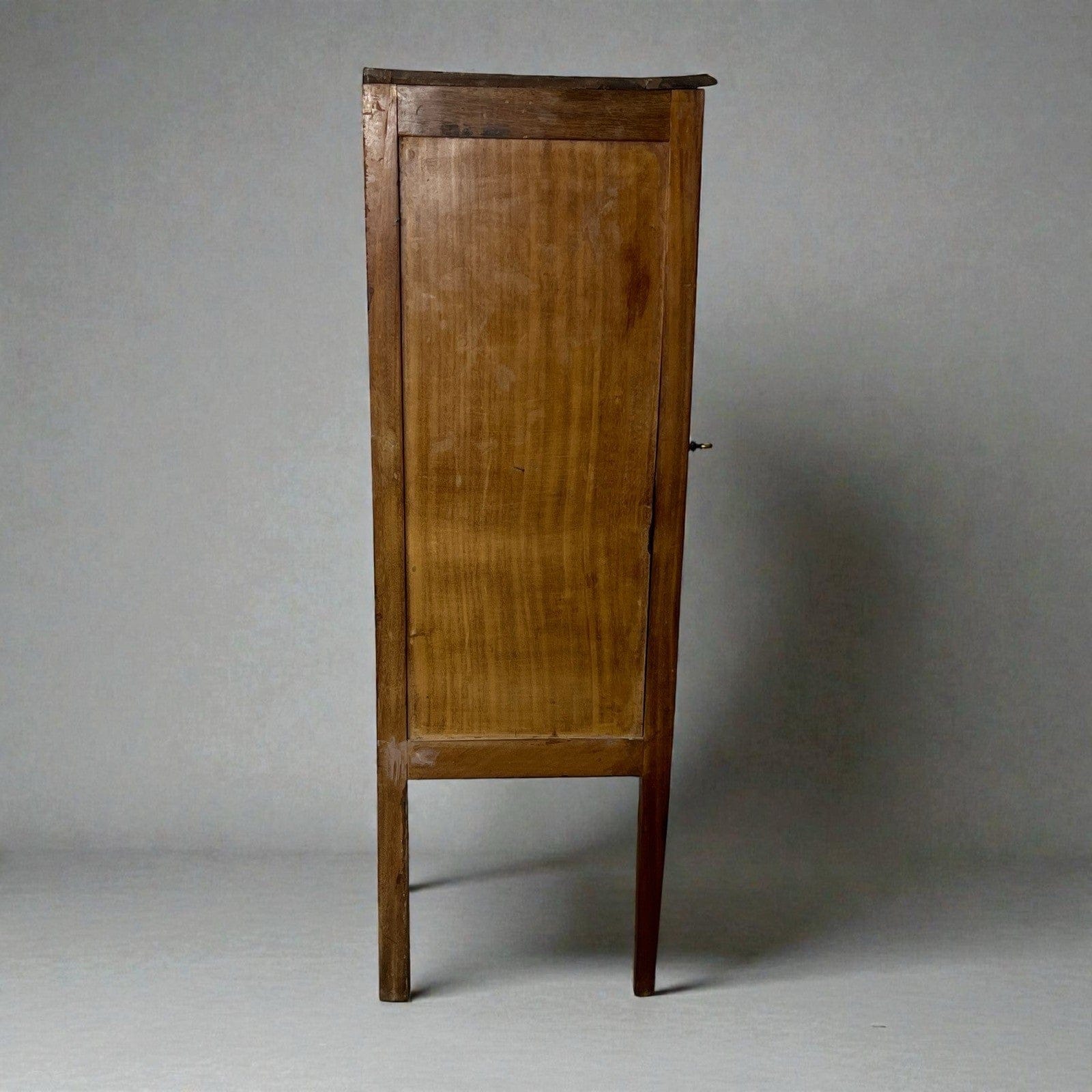 Angoliera antica in legno di mogano mobile ad angolo bombata tavolino Inglese Categoria  Vetrine