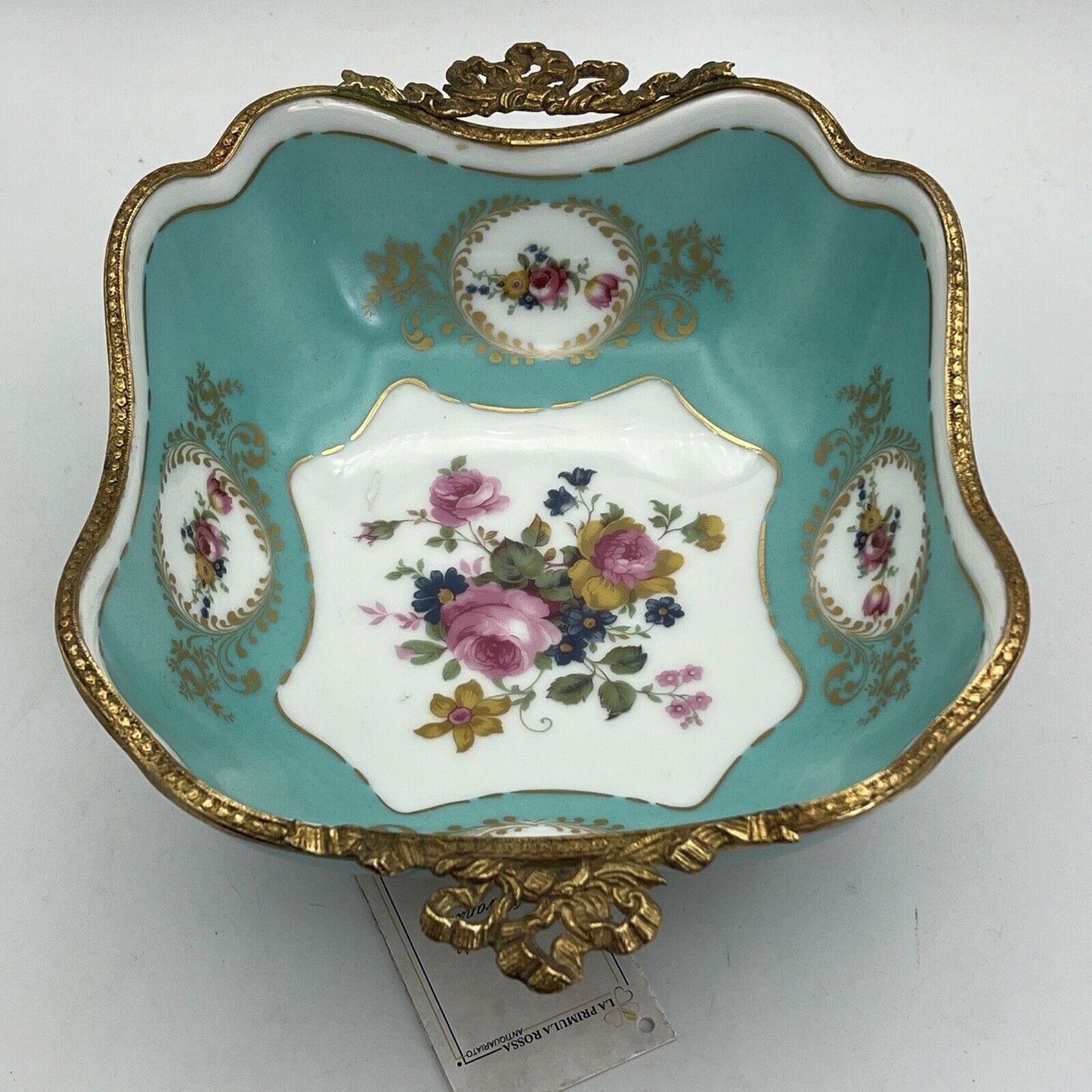 Antica alzata alzatina in porcellana Limoges centrotavola Ciotola vintage fiori Categoria  Alzate