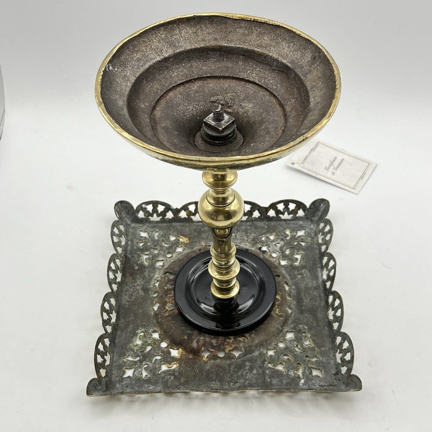 Antica alzata centrotavola porta teiera in Ottone epoca '800 piedistallo Inglese Categoria  altro