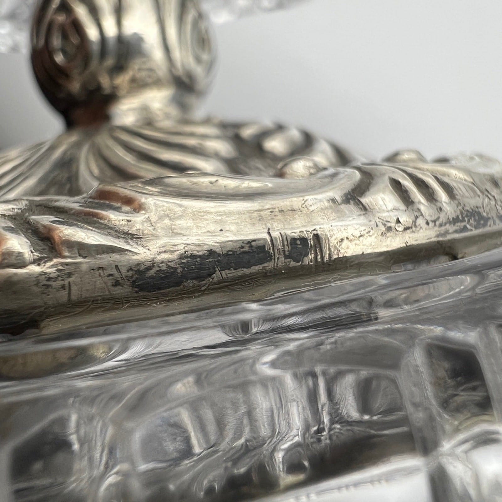 Antica Alzata porta bon bon dolci in argento 800 e vetro molato alzatina Categoria  Sheffield & Argento