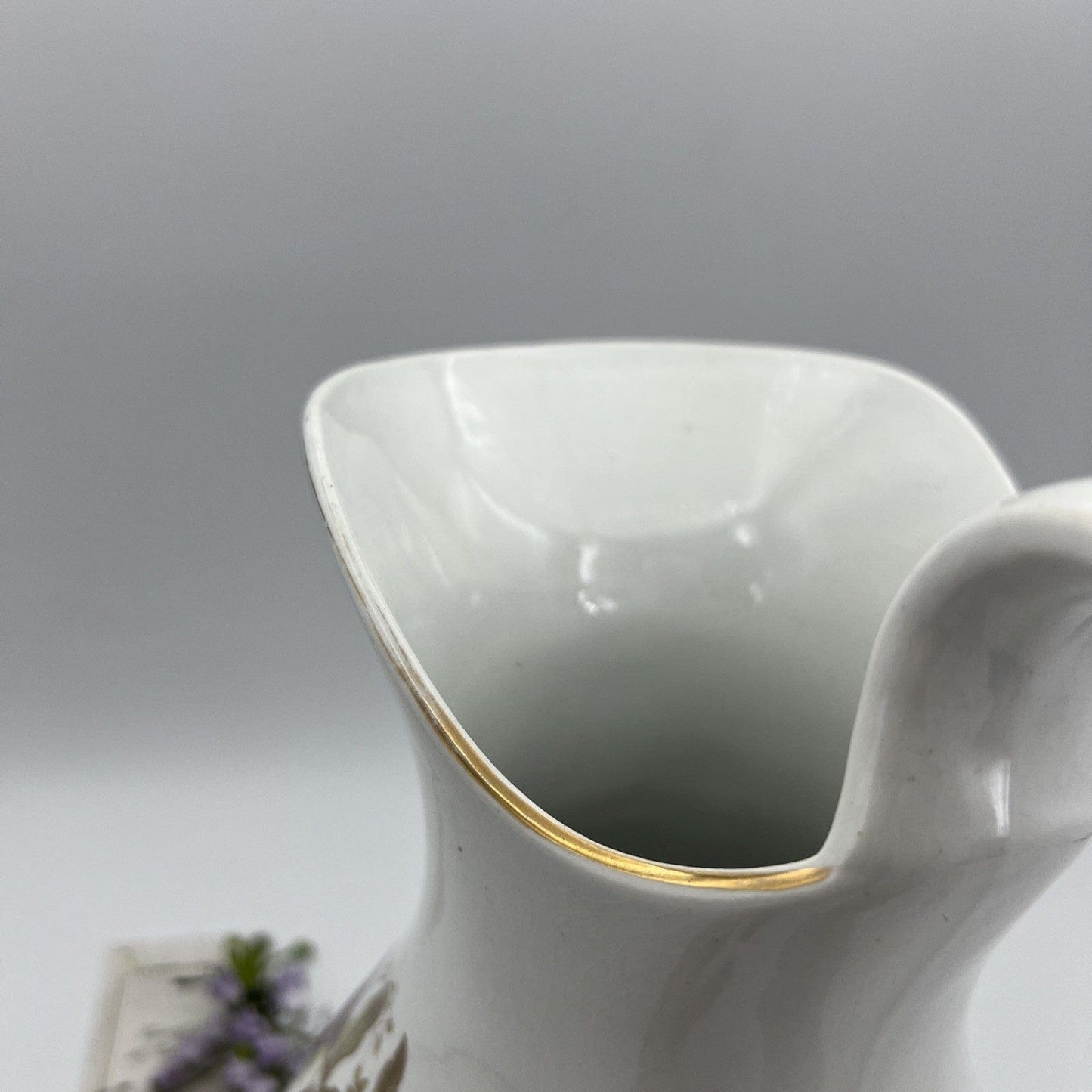 Antica Caraffa in ceramica bianca Brocca epoca 900 vaso versatoio Sci Laveno Categoria  Servizio tazze - Tazze