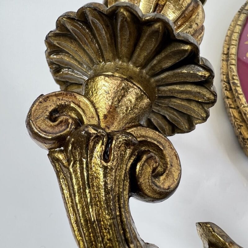 Antica coppia di Applique in ottone bronzo a due luci Lampade stile Luigi XVI Categoria  Lampade Appliques