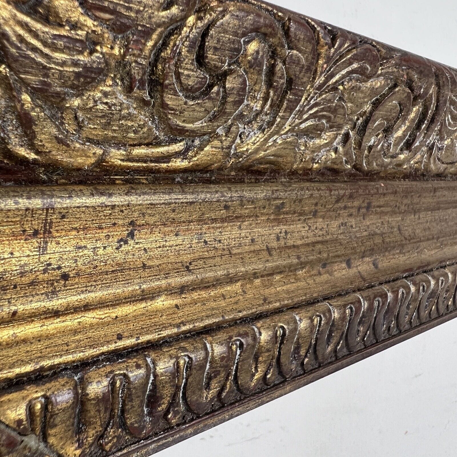 Antica Cornice in legno scolpito dorata stile 800 oro rettangolare d'epoca vuota Categoria  Specchi e Cornici