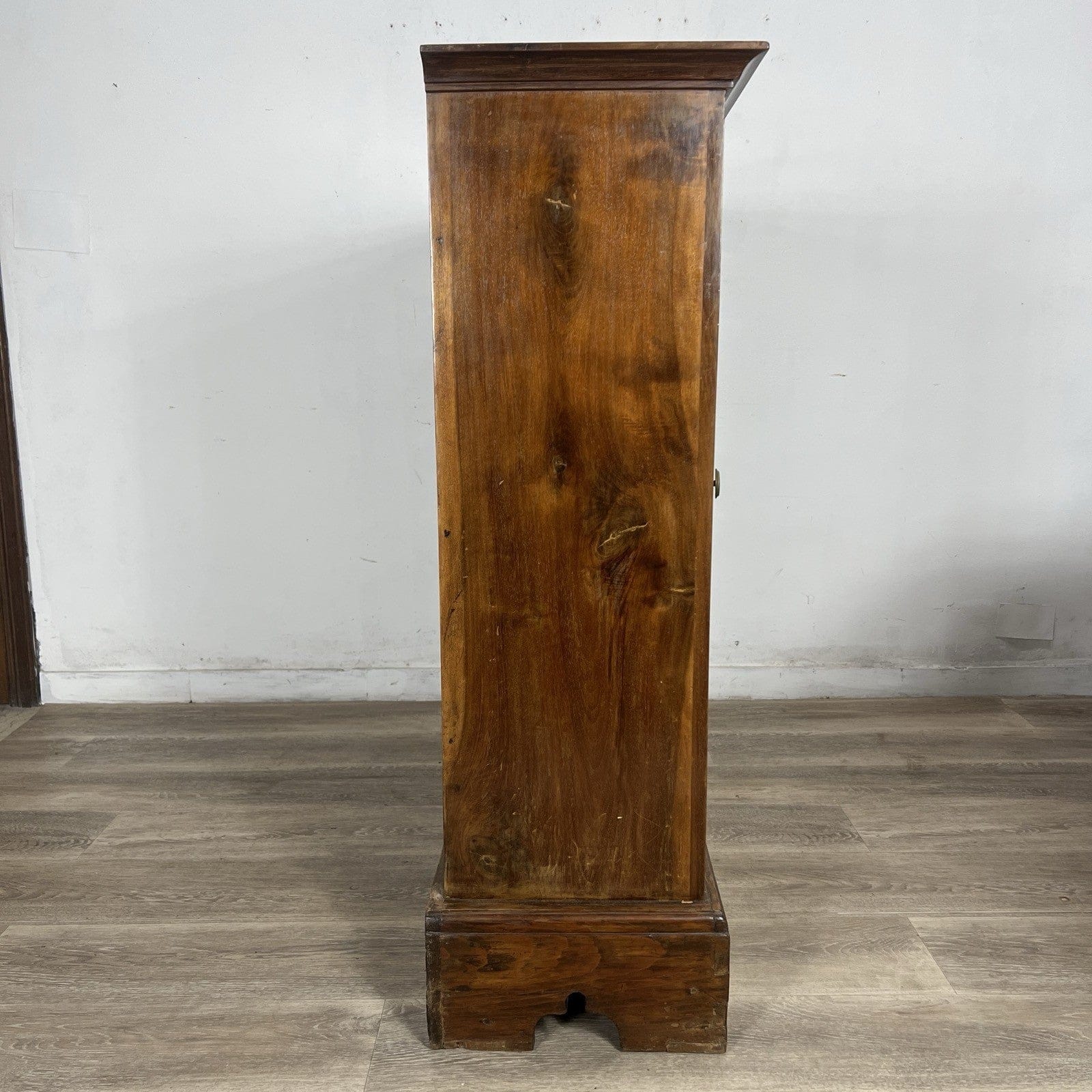 Antica Credenza Madia Servante Italiana d' Epoca 800 in legno di noce Stretta Categoria  Servante - Servantini