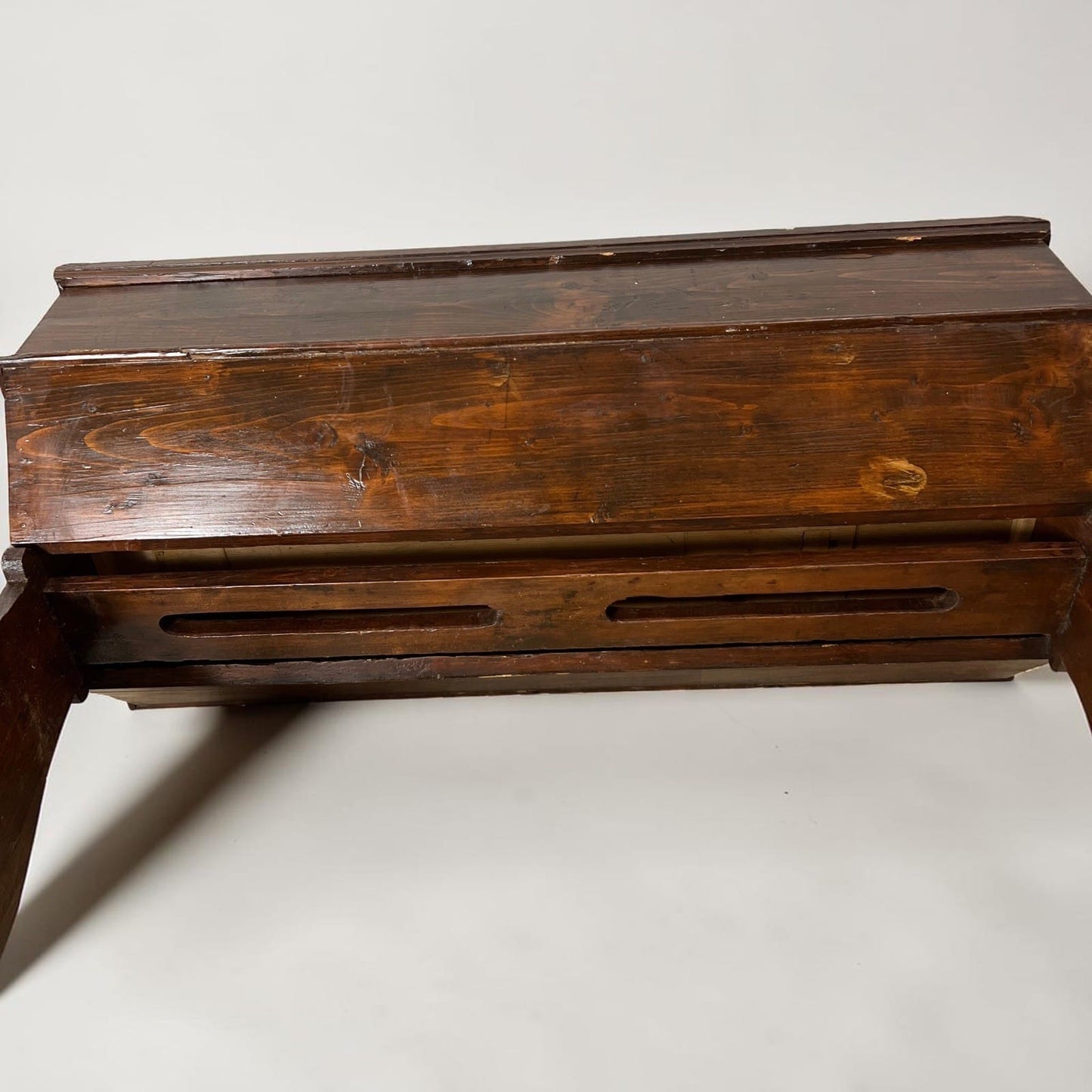Antica Culla in legno Fioriera lettino d'epoca 800 Portavaso Madia Arte Povera Categoria  Casse & Bauli