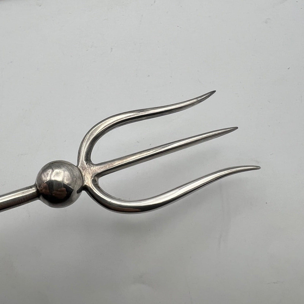 Antica Forchetta forchettone da pane o portata posata inglese con scatola coeva Categoria  Sheffield & Argento