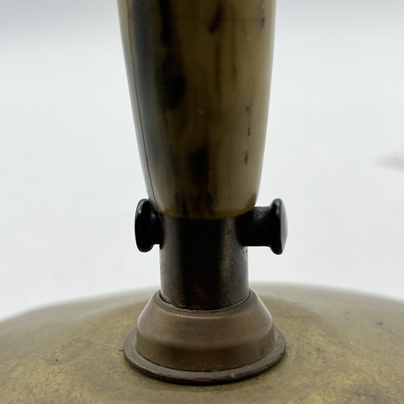 Antica lampada da tavolo scrivania ministeriale in ottone Anni '40  Ministero Categoria  Lampade Appliques