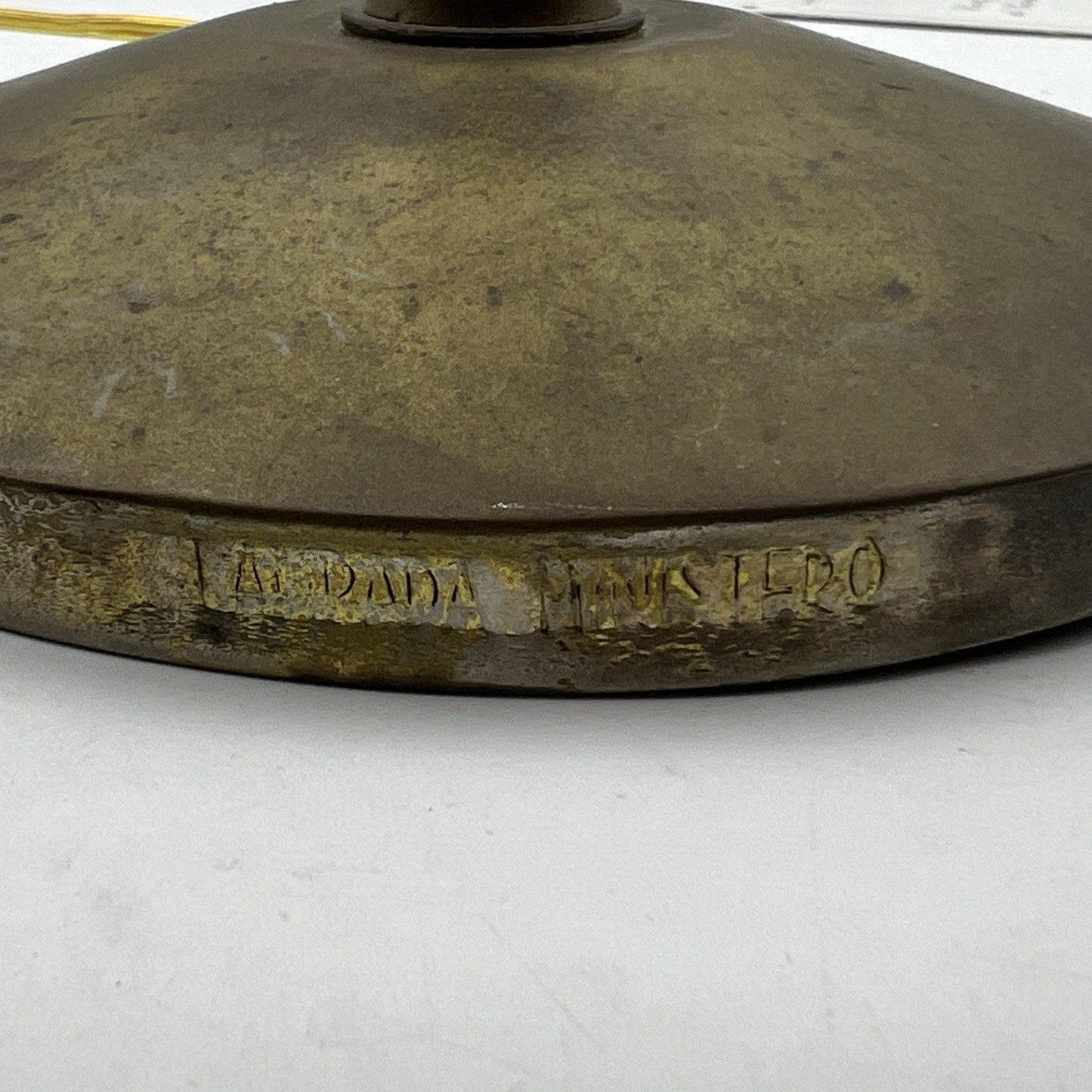 Antica lampada da tavolo scrivania ministeriale in ottone Anni '40  Ministero Categoria  Lampade Appliques