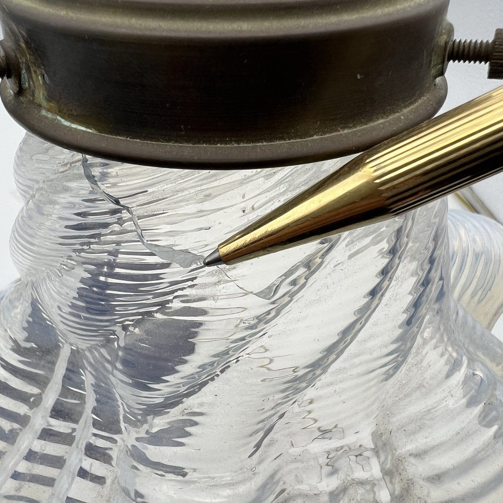 Antica lampada Ministero in otone da tavolo scrivania ministeriale Anni 30 '40 Categoria  Lampade Appliques