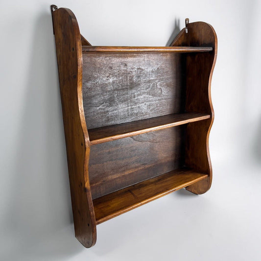 Antica mensola a sospensione Piattaia scaffale da muro in legno espositore '900 Categoria  Mensole