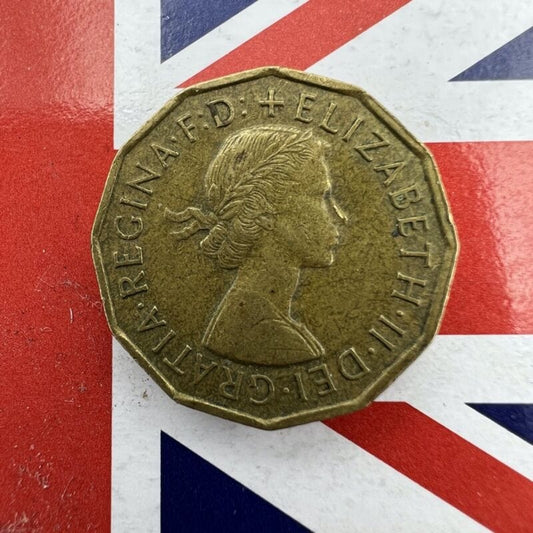 Antica Moneta Inglese Regina Elisabetta tre 3 THREE Pence Anno 1956  Regno Unito Categoria  Monete e banconote:Monete antiche:Altro monete antiche