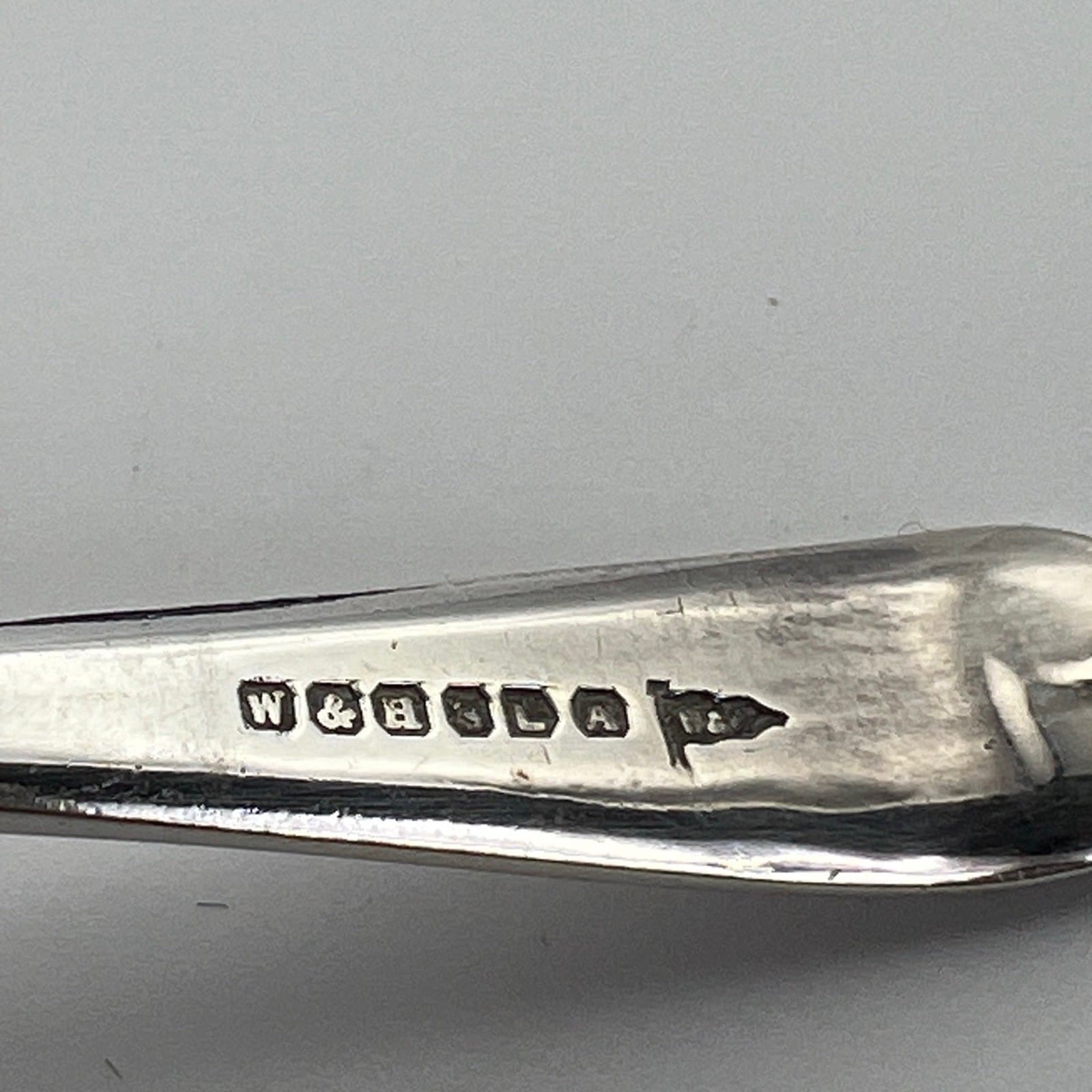 Antica mostardiera in Argento Silver Plated da tavola con cucchiaino epcoa 1920 Categoria  Sheffield & Argento