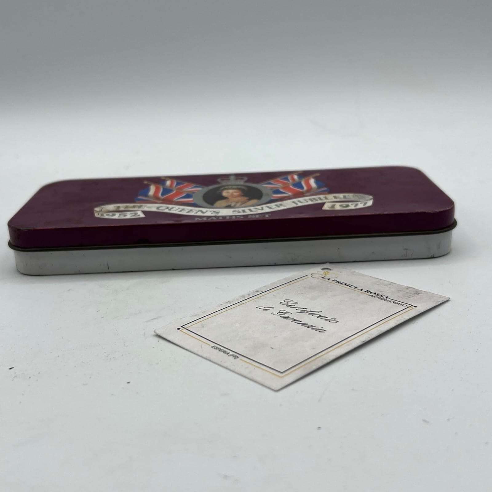 Antica Scatola in latta 1977 inglese Regina Elisabetta II della Casa Reale di Categoria  Collezionismo:Collezioni diverse:Scatole di latta