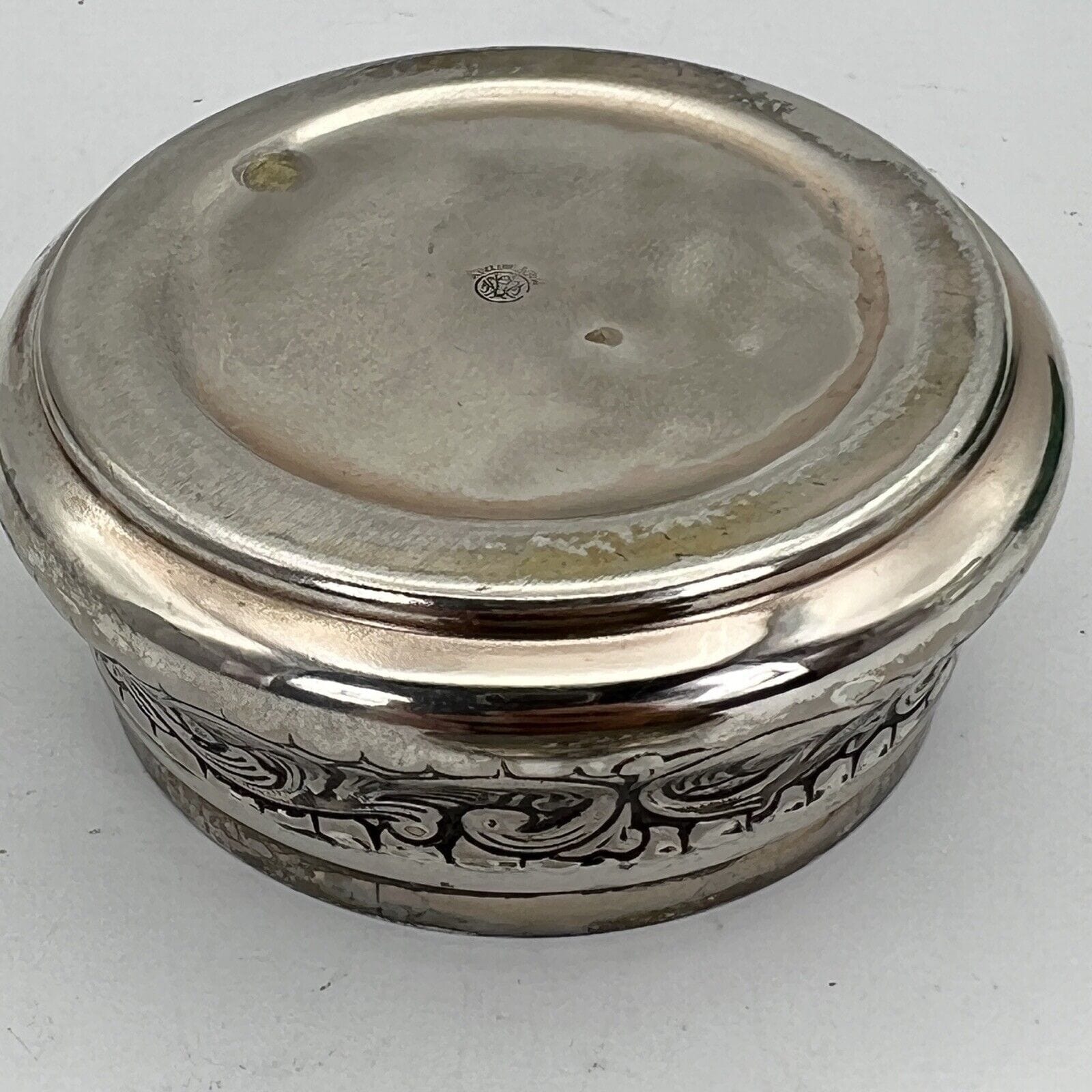 Antica Scatola portagioie in Argento silver plated contenitore Cesellato anni 50 Categoria  Sheffield & Argento