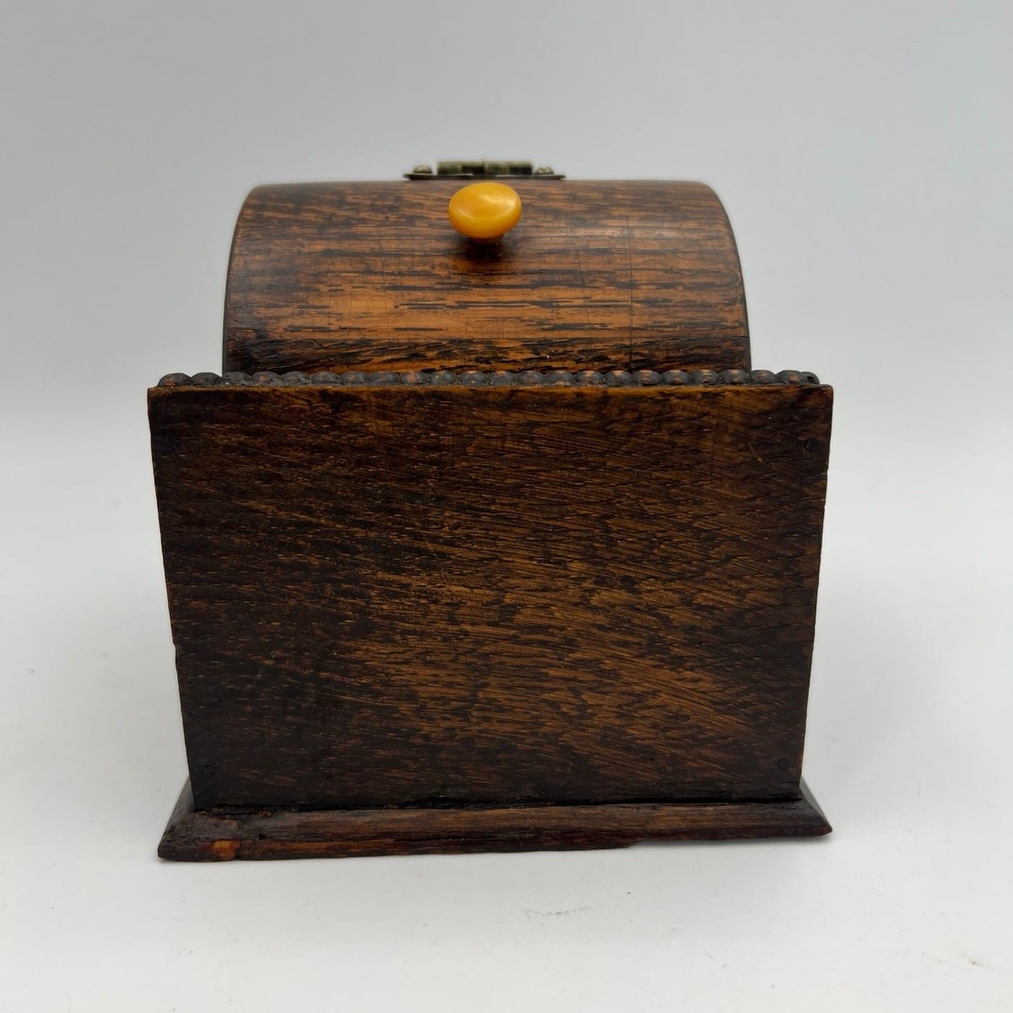 Antica Scatola Portasigarette Inglese Girevole da tavolo in legno Bauletto 1930 Categoria  Scatole in legno