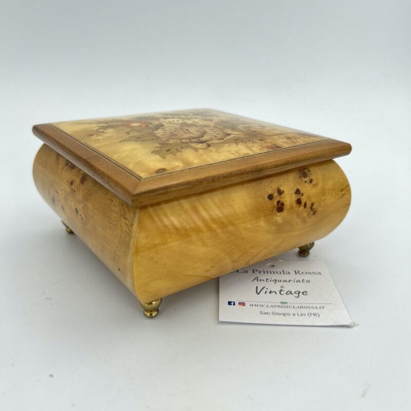 Antica Scatola sorrentina vintage portagioie in legno scatolina intarsiata 1950 Categoria  Scatole in legno