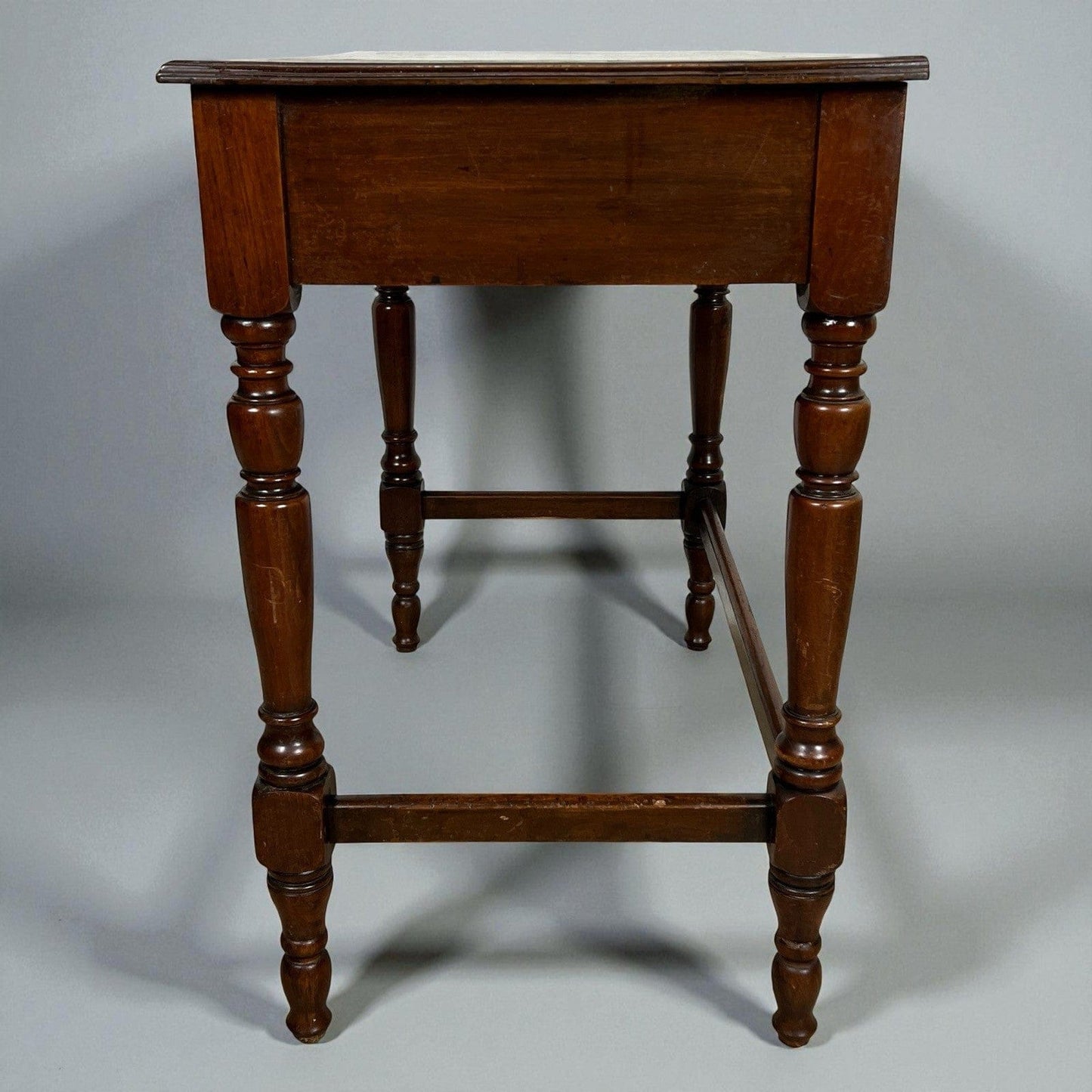 Antica scrivania piccolo scrittoio classica tavolo da ufficio con piano in pelle Categoria  Scrittoi & Ribalte