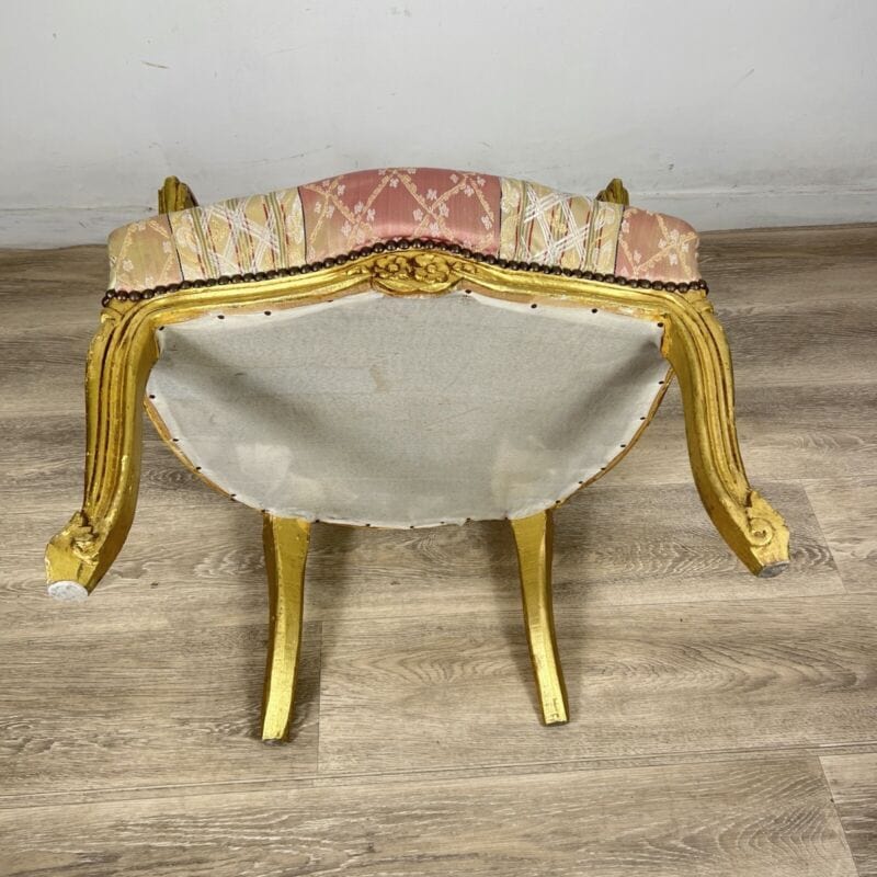 Antica sedia con braccioli poltrona in legno oro stile Luigi XVI Barocco dorata Categoria  Arredamento