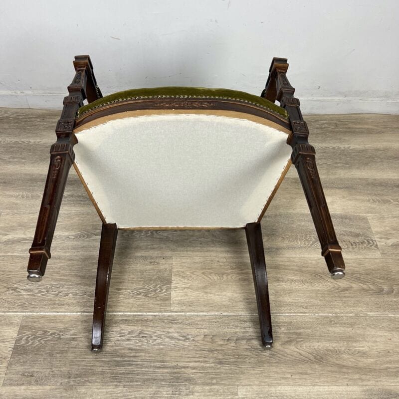 Antica sedia imbottita tessuto verde con braccioli poltrona in legno per Ufficio Categoria  Sedie