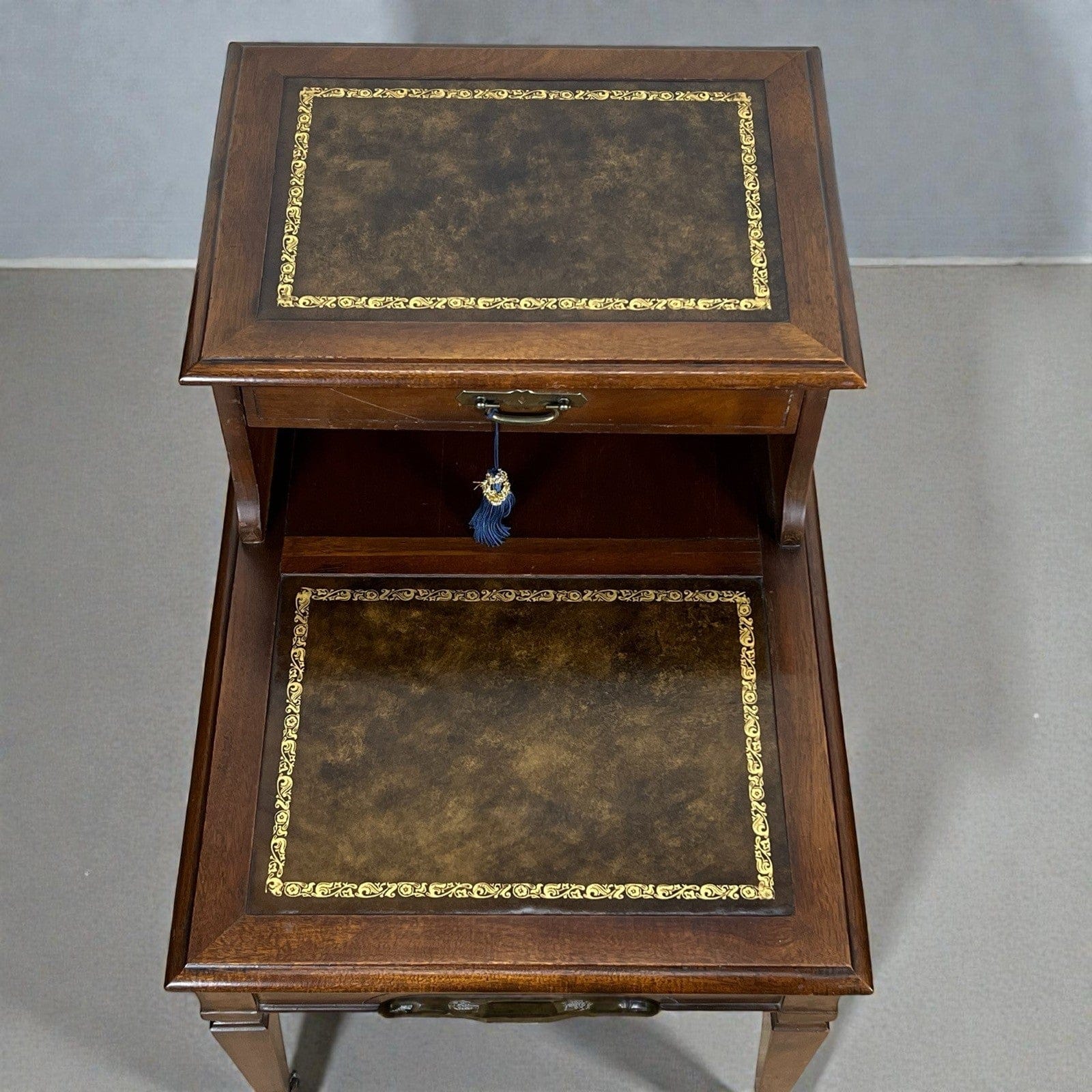 Antica tavolino da Salotto stile Scaletta biblioteca libreria scala legno pelle Categoria  Sgabelli - Pouf - Poggiapiedi