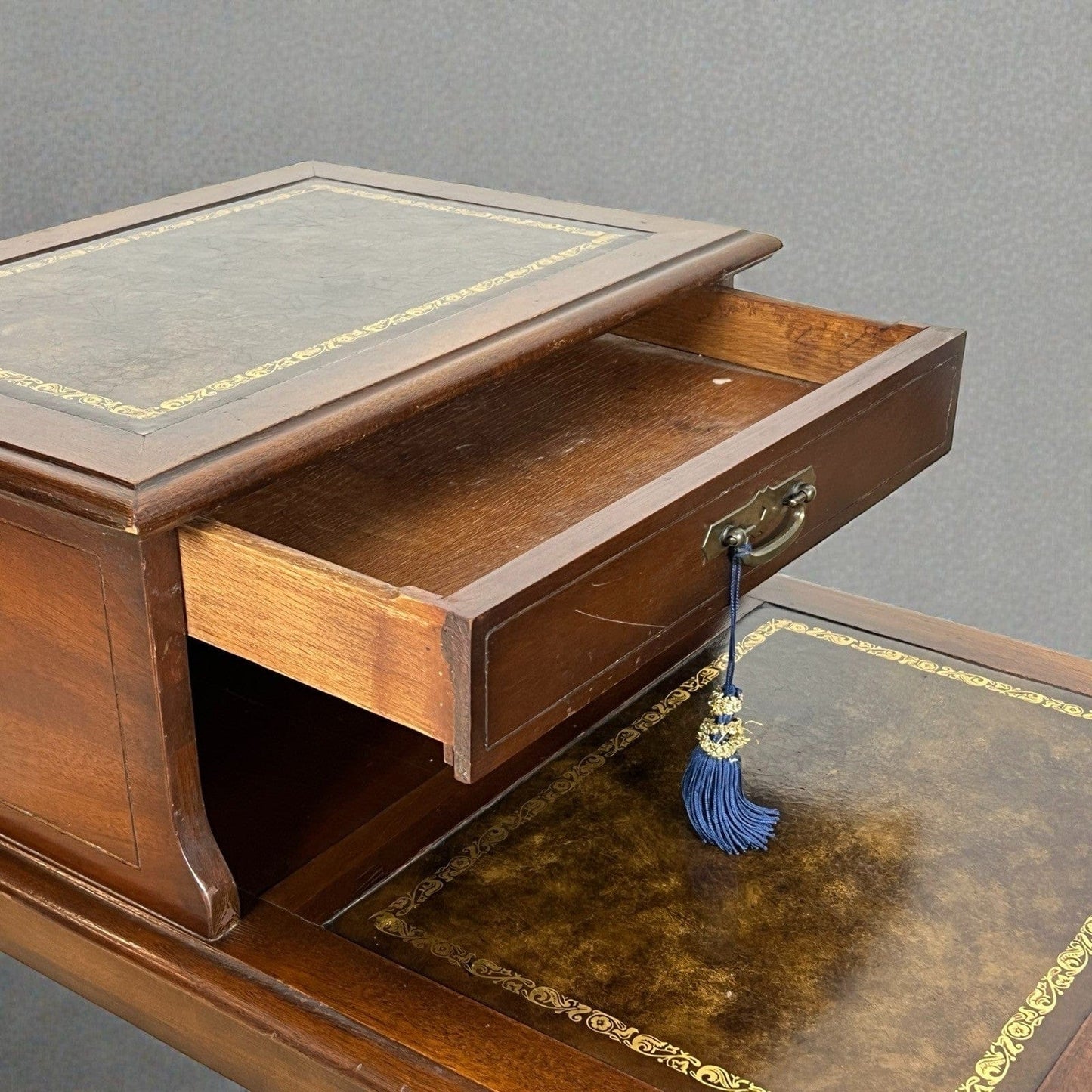 Antica tavolino da Salotto stile Scaletta biblioteca libreria scala legno pelle Categoria  Sgabelli - Pouf - Poggiapiedi