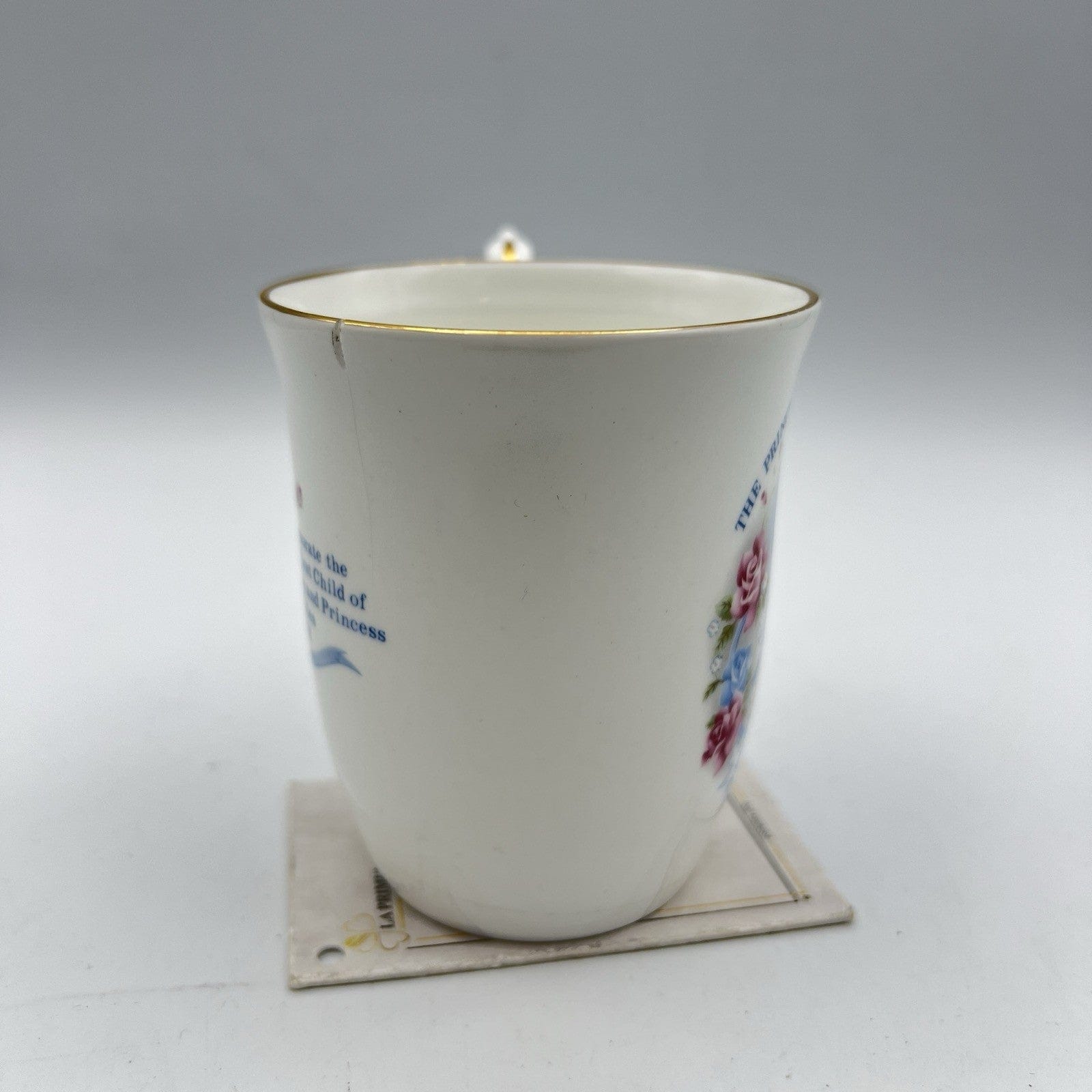Antica Tazza da collezione in porcellana Nascita Principe William Casa Reale Categoria  Collezionismo:Collezioni diverse:Altro collezioni diverse