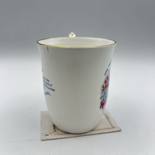 Antica Tazza da collezione in porcellana Nascita Principe William Casa Reale Categoria  Collezionismo:Collezioni diverse:Altro collezioni diverse