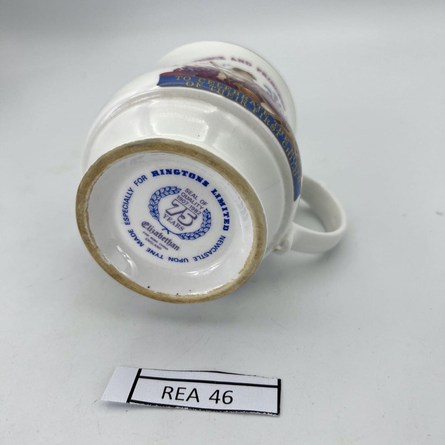 Antica Tazza da collezione in porcellana Nascita Principe William Casa Reale Categoria  Collezionismo:Collezioni diverse:Altro collezioni diverse