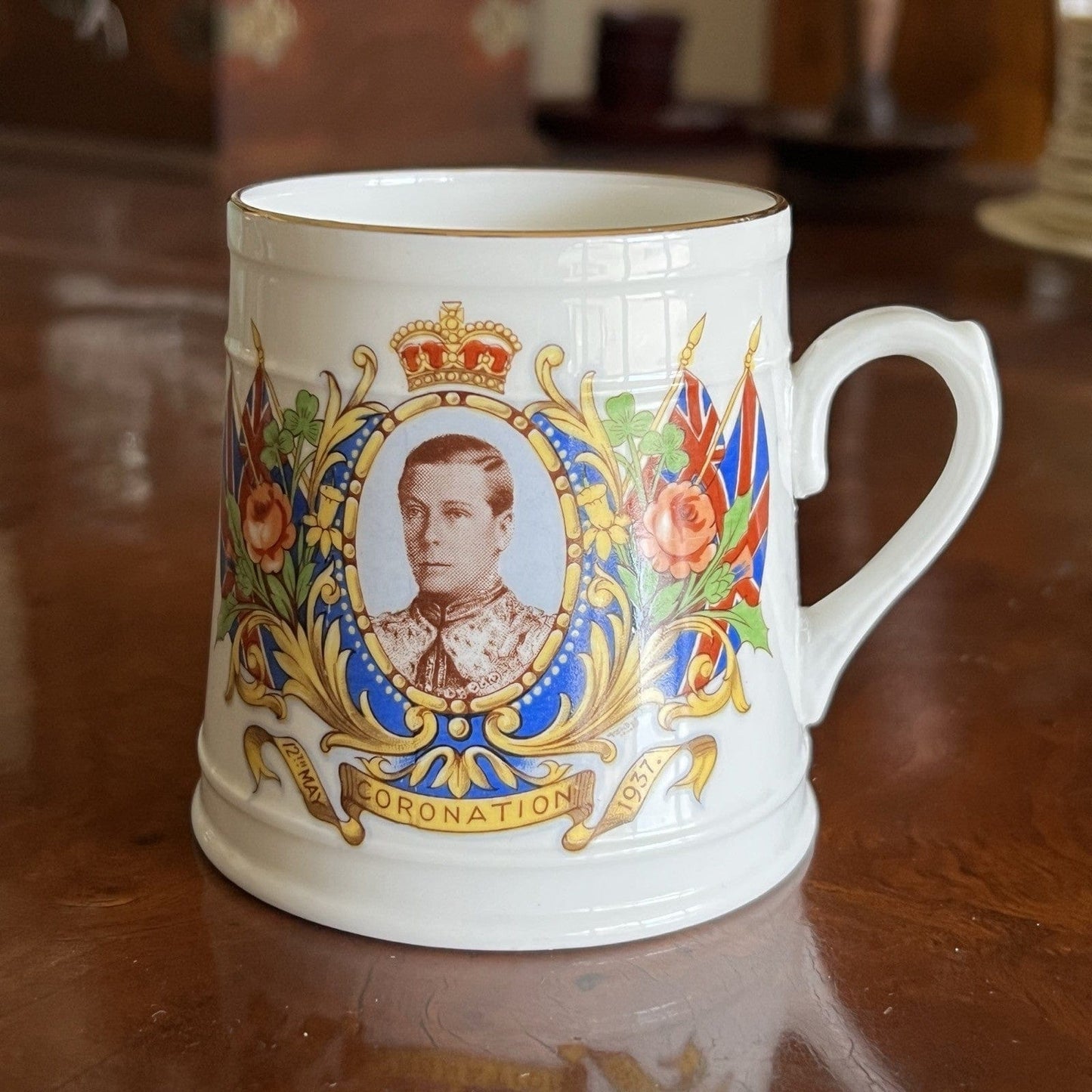 Antica Tazza da the in ceramica Inglese Re Edoardo VIII Casa Reale commemorativa Categoria  Arte e antiquariato:Porcellana e ceramica:Altro porcellana e ceramica