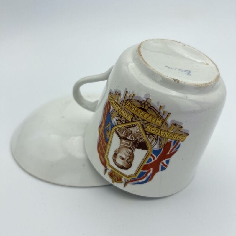 Antica Tazza da the in ceramica Inglese Re Edoardo VIII Casa Reale commemorativa Categoria  Ceramiche e Porcellane