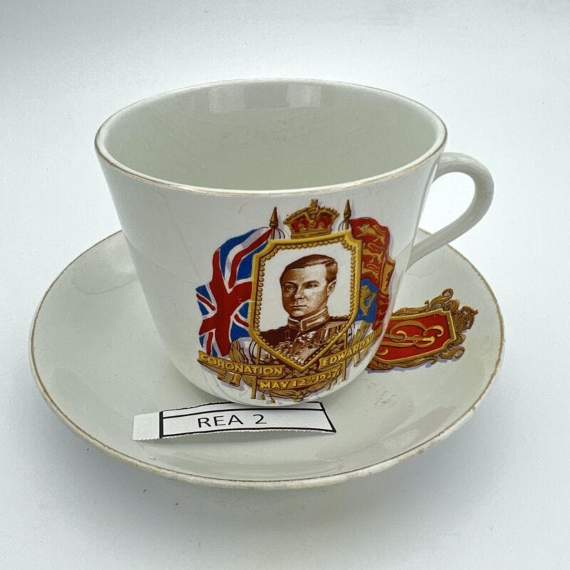 Antica Tazza da the in ceramica Inglese Re Edoardo VIII Casa Reale commemorativa Categoria  Ceramiche e Porcellane