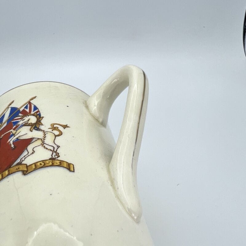 Antica Tazza Mug Inglese Regina Elisabetta II Casa Reale commemorativa 1953 Categoria  Ceramiche e Porcellane