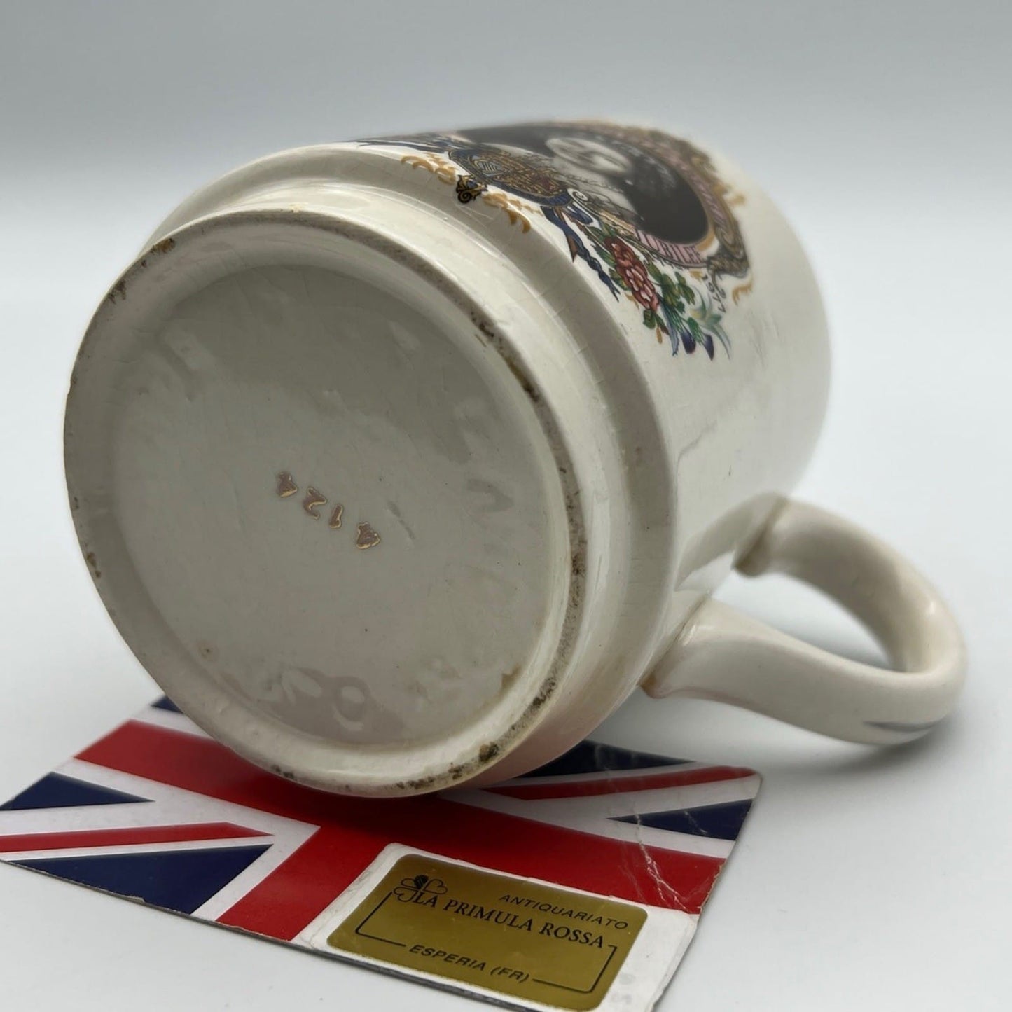 Antica Tazza Mug Inglese Regina Elisabetta II Casa Reale commemorativa 1977 rea Categoria  Boccali