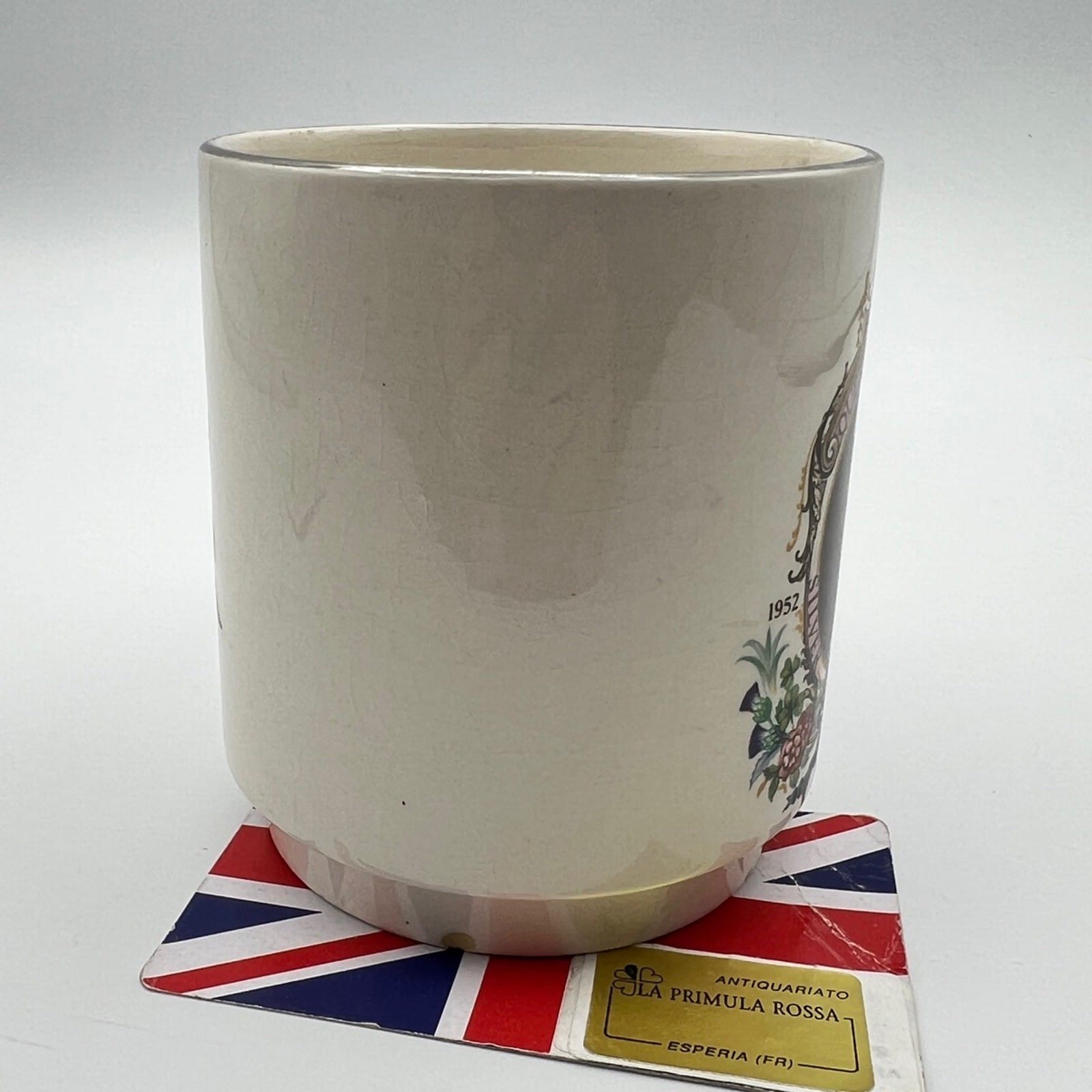 Antica Tazza Mug Inglese Regina Elisabetta II Casa Reale commemorativa 1977 rea Categoria  Boccali