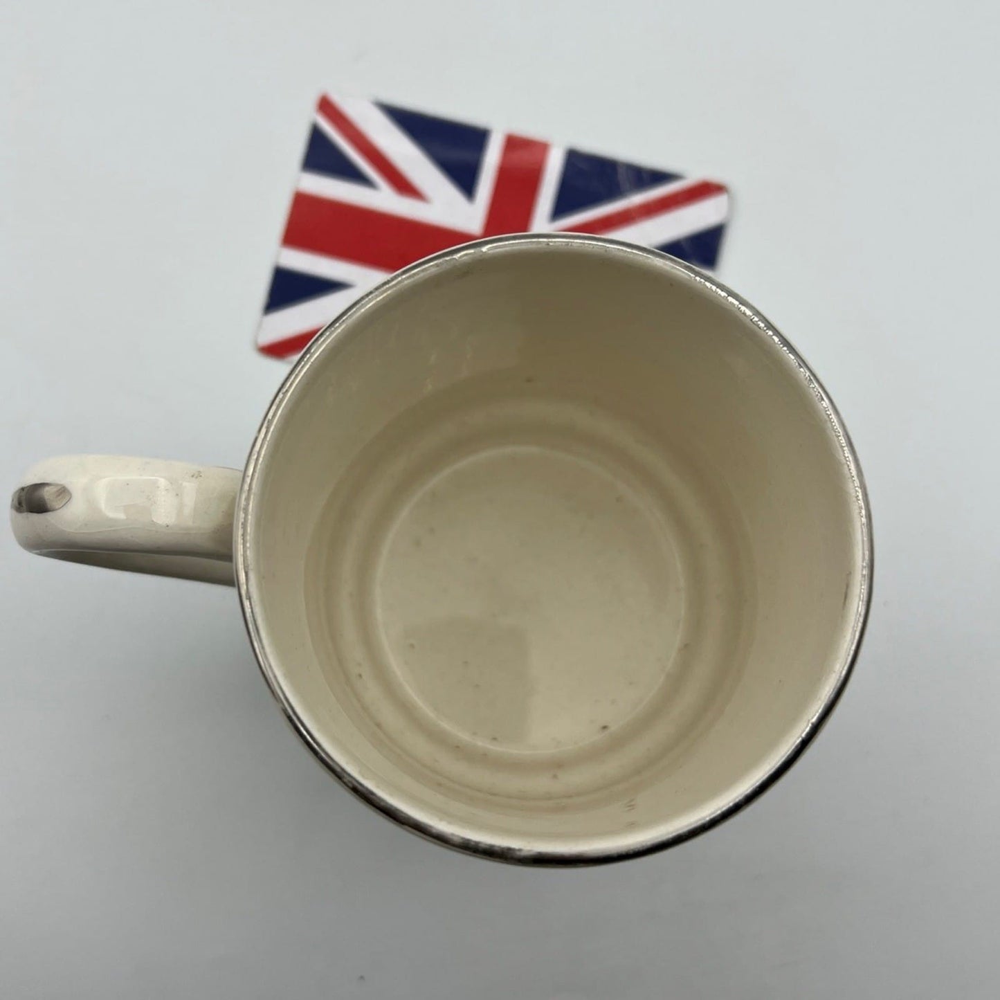 Antica Tazza Mug Inglese Regina Elisabetta II Casa Reale commemorativa 1977 rea Categoria  Boccali