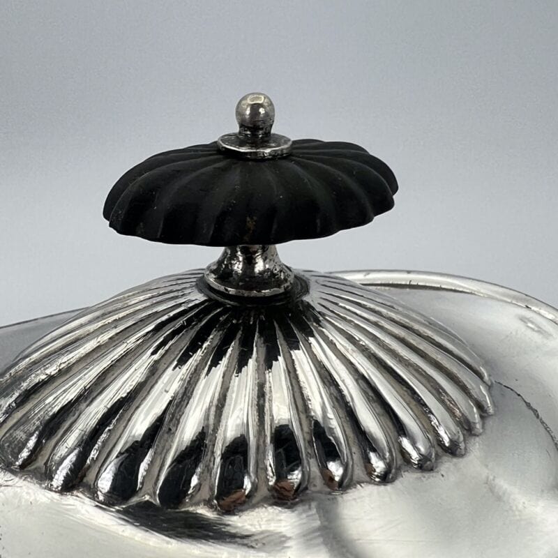 Antica Teiera inglese in argento silver plated sheffield caffettiera epoca 800 X Categoria  Sheffield & Argento