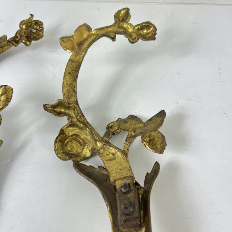 Antichi fregi in ottone bronzo coppia intagli Stile Liberty decorativi anni 50 Categoria  Accessori & Ferramenta d'epoca