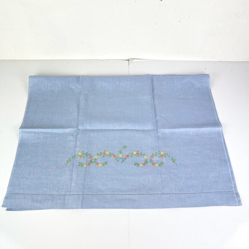 Antico Asciugamano celeste Anni 60 70 in puro Lino Ricamato  fiori Vintage Retro Categoria  Corredo Pizzi e Tessuti